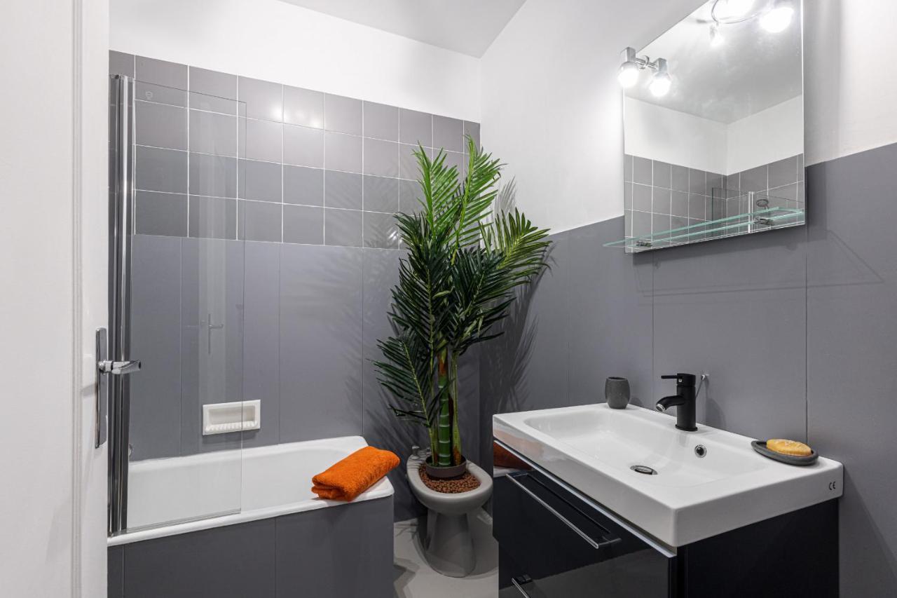Open View Studio & Garage Νίκαια Εξωτερικό φωτογραφία