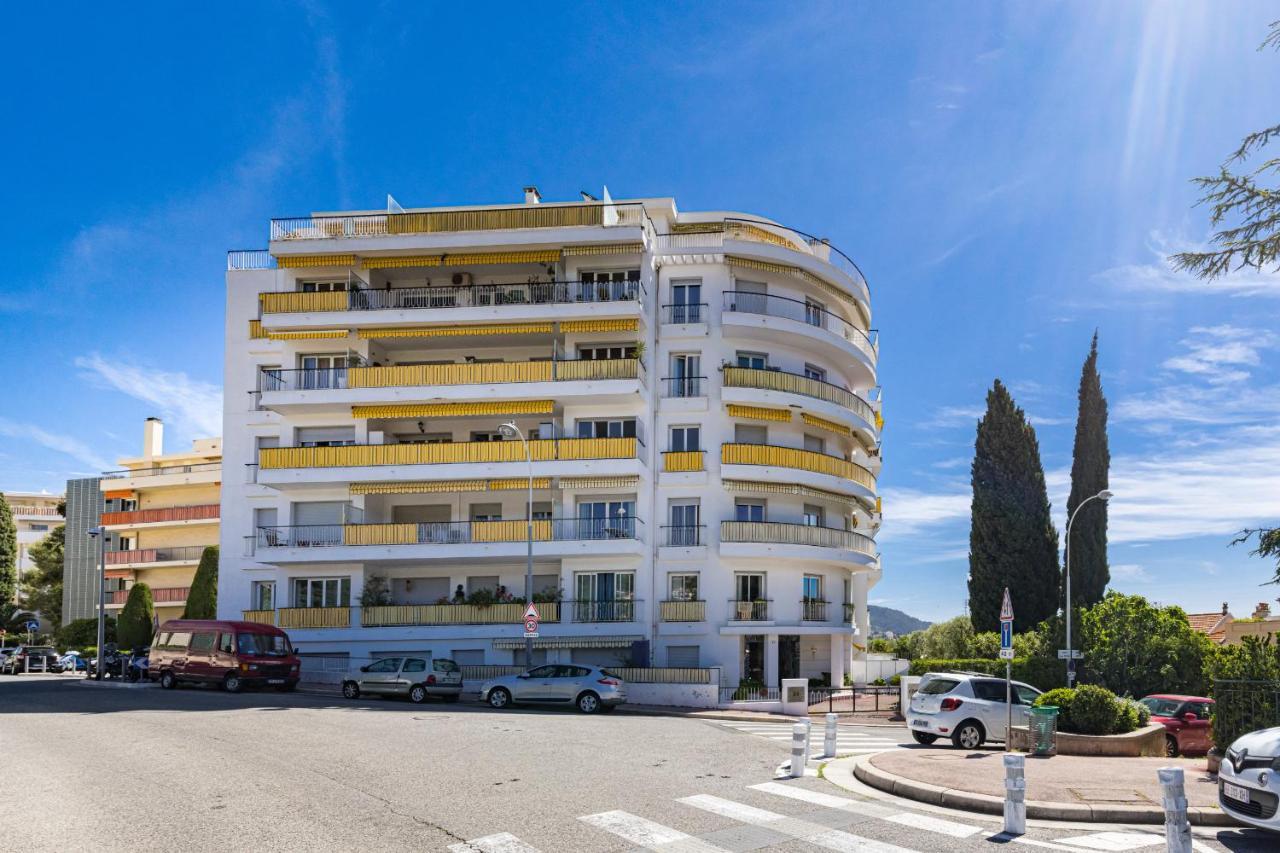 Open View Studio & Garage Νίκαια Εξωτερικό φωτογραφία